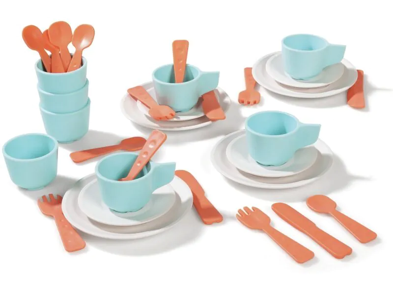 PUPPENGESCHIRR HOCHWERTIGE QUALITÄT Mahlzeit und Kaffee für 4 Personen